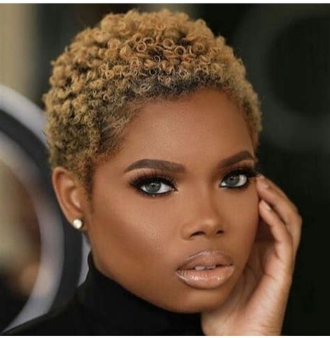 However, this doesnt mean that mature women cannot rock a stylish and trendy hairstyle. . Twa short hairstyles